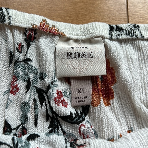 Off-Shoulder Shirt - Picture 2 of 2